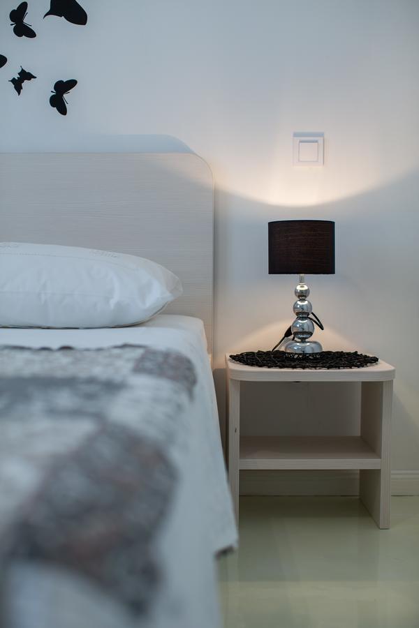 Apartment Jure Vis Bagian luar foto
